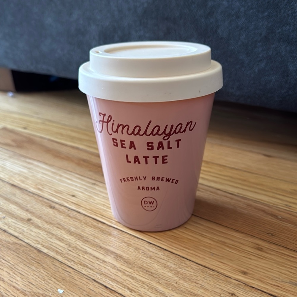 DW Home Candle - Himalayan Sea Salt Latte